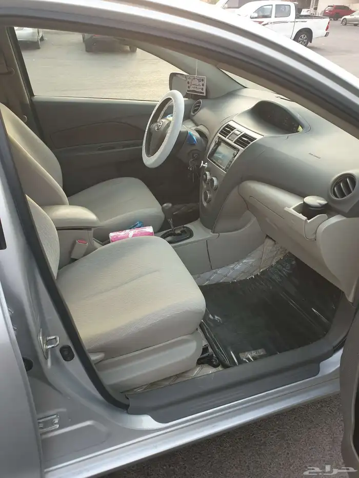 يارس موديل 2011 4