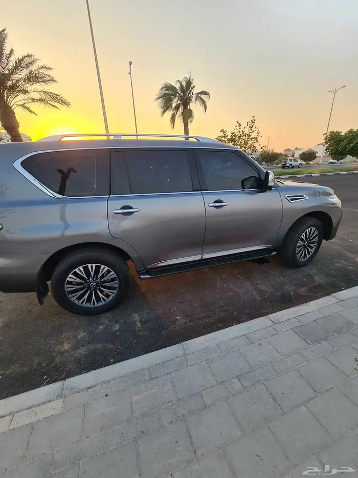 نيسان باترول بلاتينيوم مخزن 5