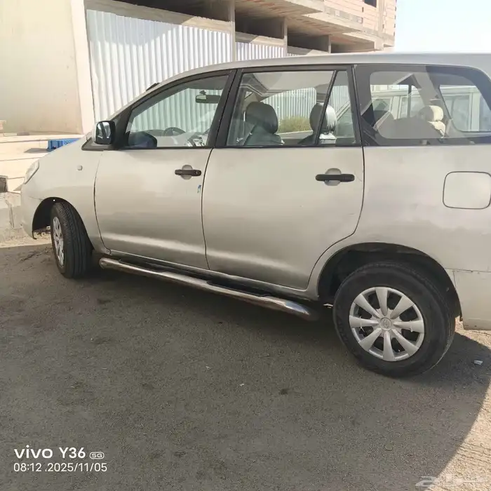 للبيع انوفا فان 2008 0