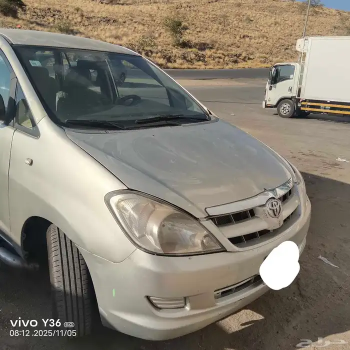 للبيع انوفا فان 2008 2