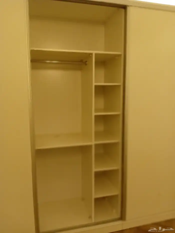 نجار تفصيل دواليب وصيانه جميع الدواليب والأبواب 1