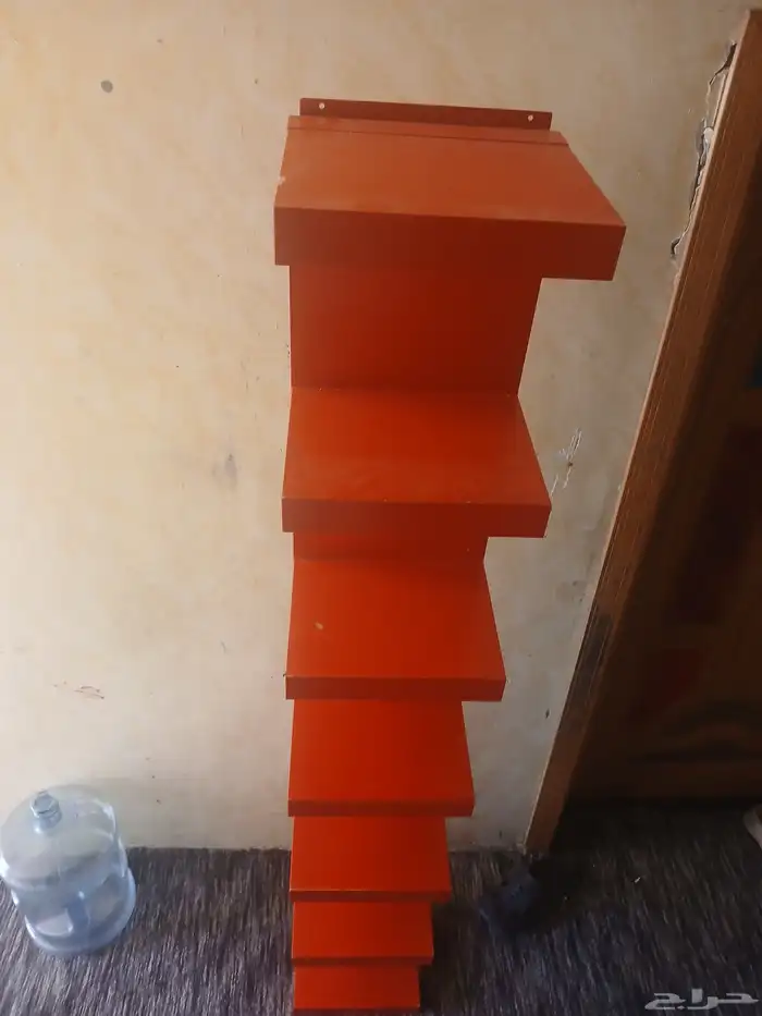 رف درج من ايكيا لون احمر بسعر مره رخيص 1