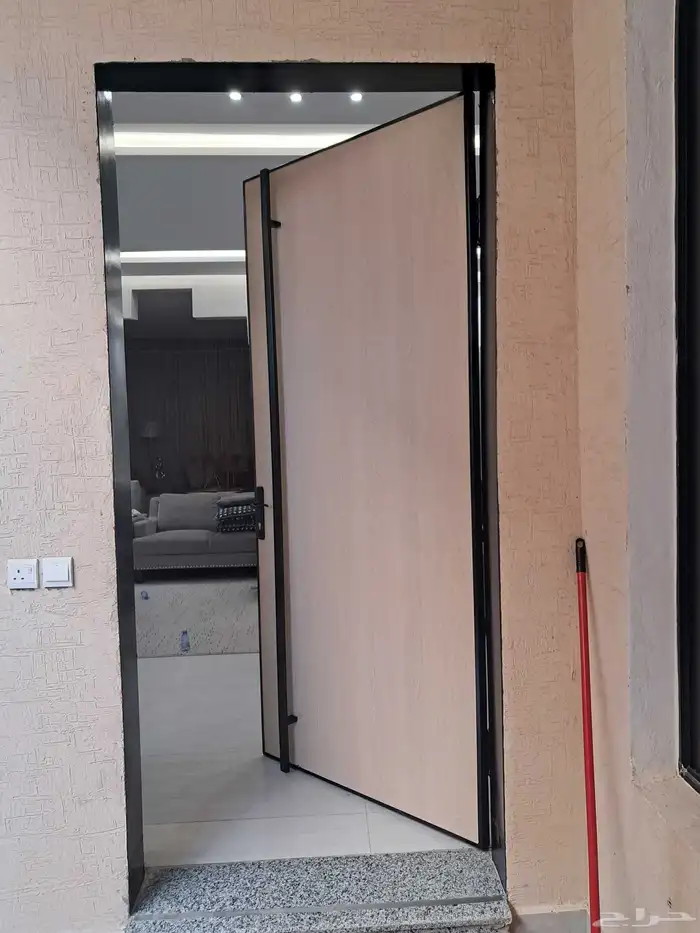 باب كلادينج باب حديد 0