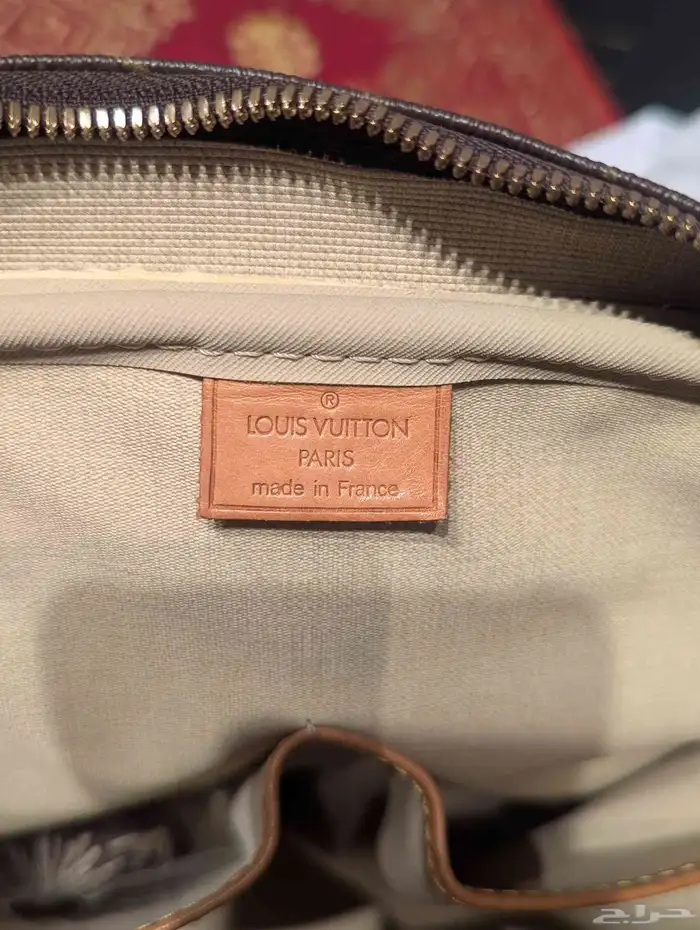 شنطة لويس فيتون دوفيل فنتج LV 10