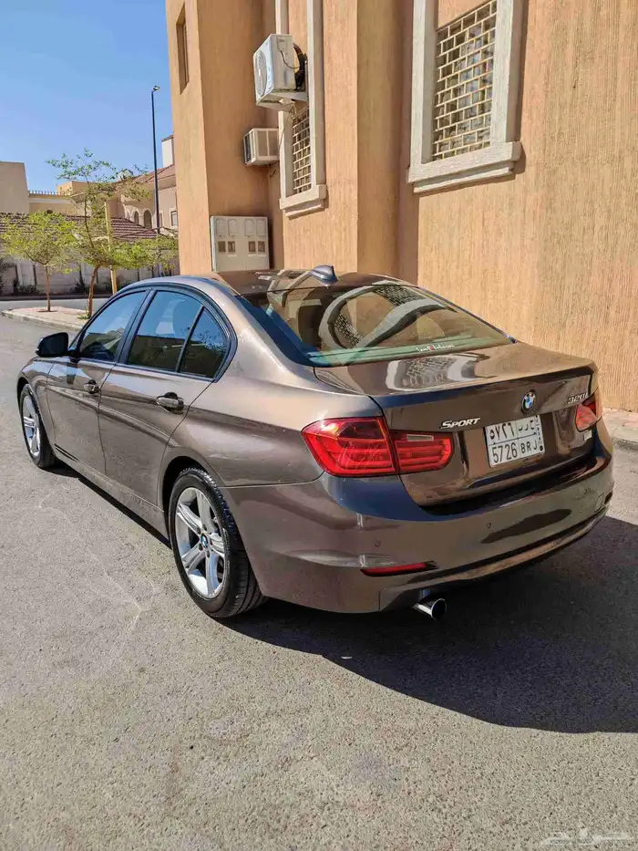 بي ام دبليو BMW 320 موديل 2014 3