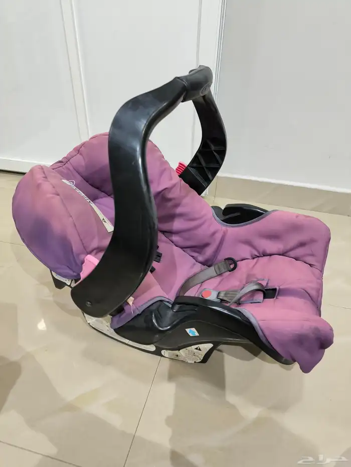 عربة أطفال و كرسي سيارة هزاز 0