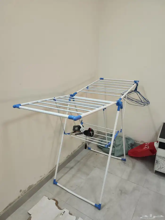 منشرة او علاقة ملابس 2