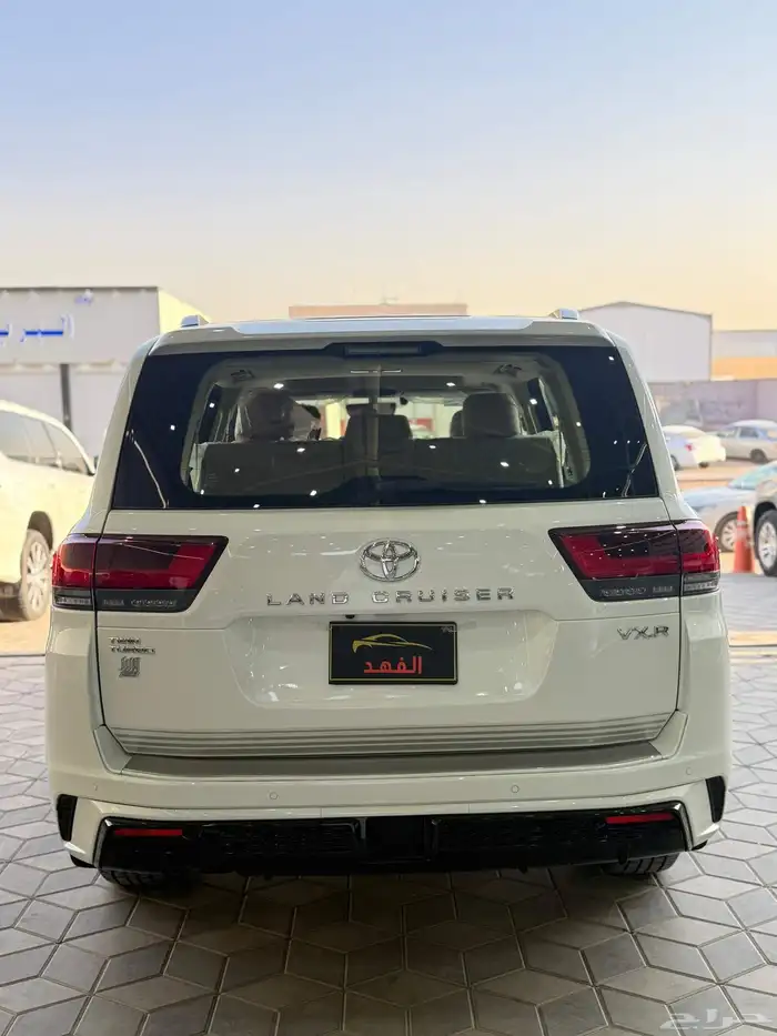 لاندكروزر - في اكس - 2024 - بسعر 295 الف (( تم البيع )) 8