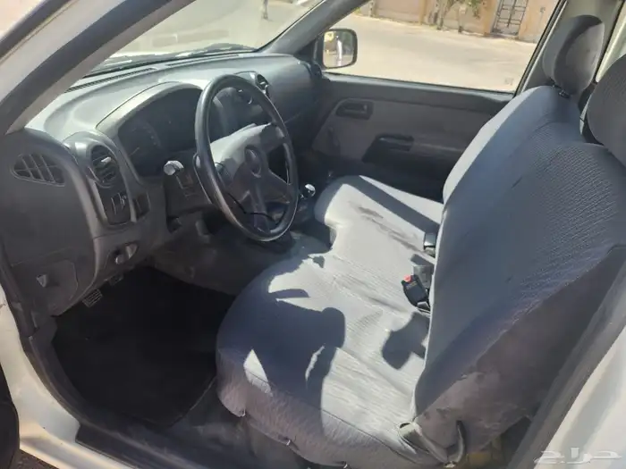 ايسوزو ديماكس 2011 17