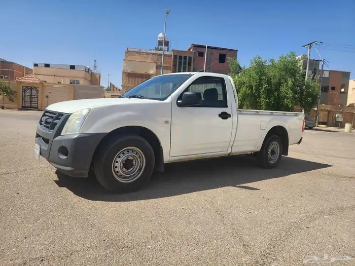 ايسوزو ديماكس 2011 5