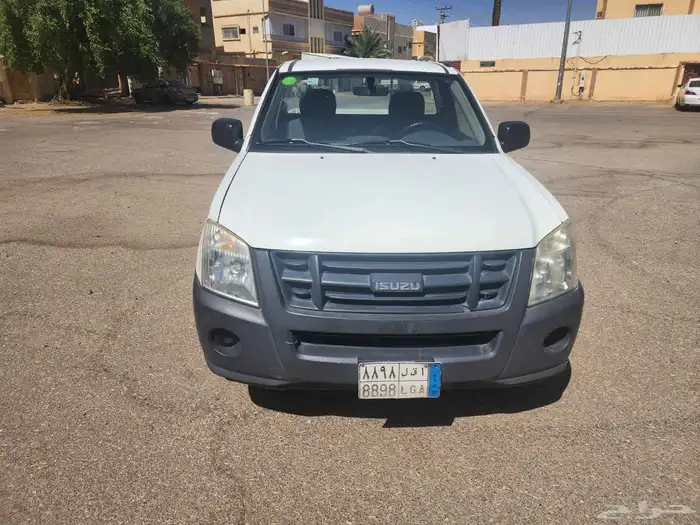 ايسوزو ديماكس 2011 2