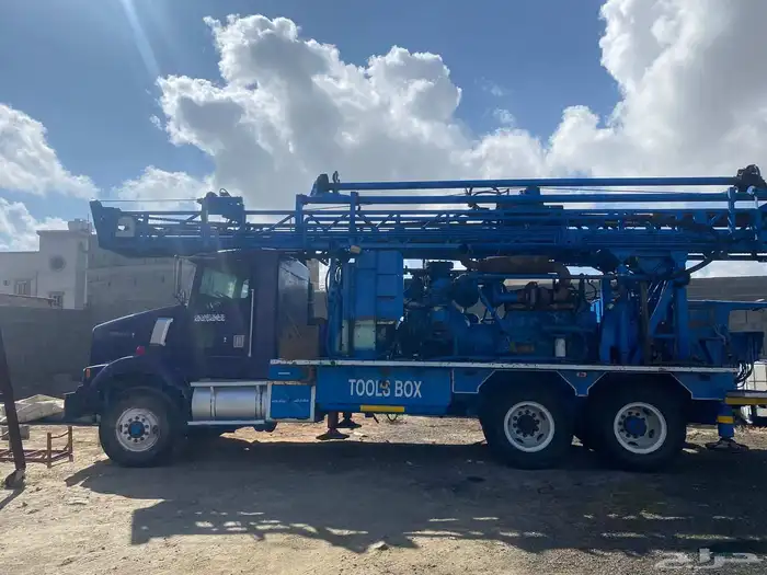 حفار آبار دريل ودقاق تنظيف وتعميق آبار وتنزيل كيسي 0