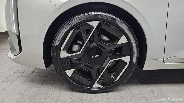 للاستيراد من كوريا كيا K8 2025 15