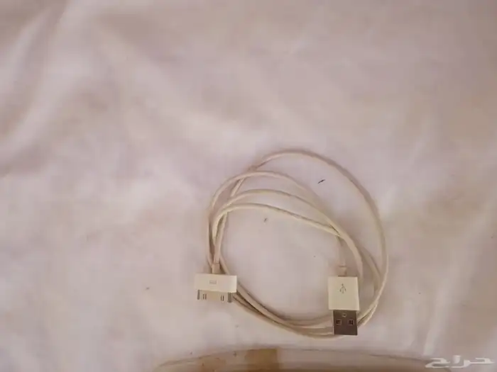 شواحن ايفون ايباد الجيل القديم الاصلي وشاحن نوكيا دبوس شكلين 3