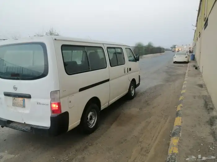 باص نيسان 2009 للبيع 4