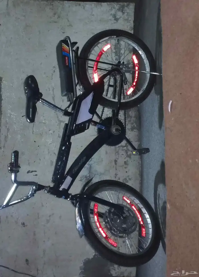 السلام عليكم ورحمة الله وبركاته اعرض لكم دراجة رامبو نضيفه 8
