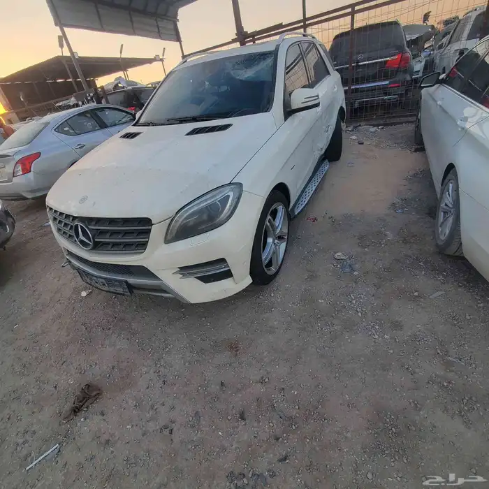 مرسديس ام ال 2014تشليح قطع غيا 1