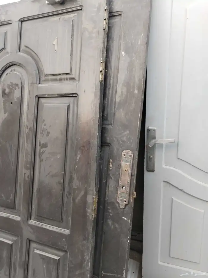 15 باب خشب ابواب خشب بدون حلق مستعمله للبيع 3