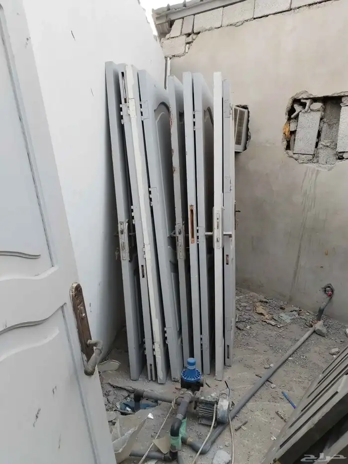 15 باب خشب ابواب خشب بدون حلق مستعمله للبيع 4