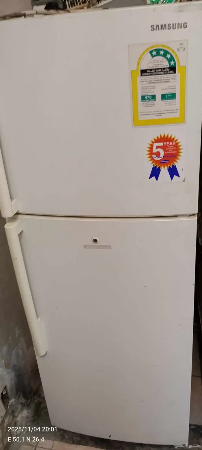 fridge med size in Good condition 3