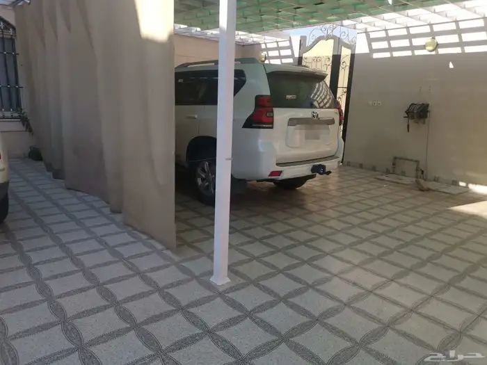 برادو 2023 عداد عشرة الالف للبيع 4