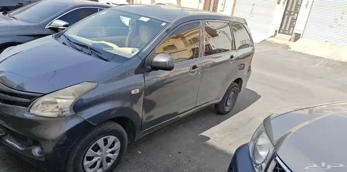 تويوتا افانزا 2015 للبيع او البدل 1