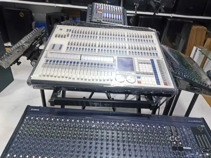 ايجار سماعات عالي الجوده جميع انواعها منظومات متكامله حفلات 22