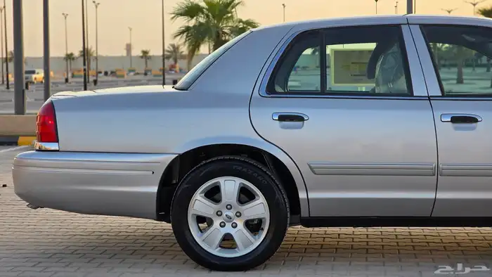 فورد فكتوريا 2011 توكيلات ( ممشى قليل) 20