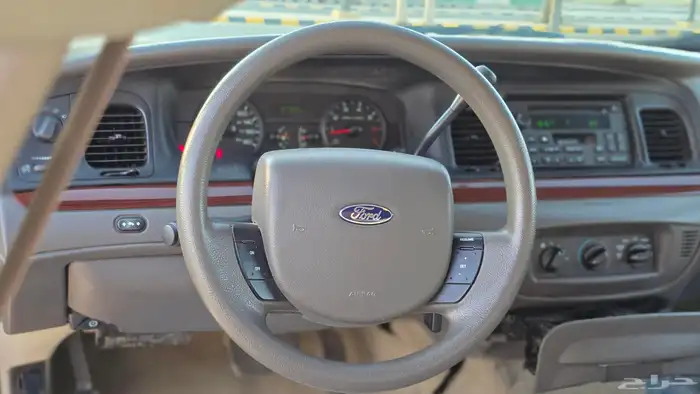 فورد فكتوريا 2011 توكيلات ( ممشى قليل) 18