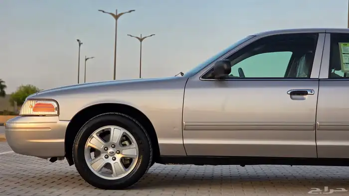 فورد فكتوريا 2011 توكيلات ( ممشى قليل) 21