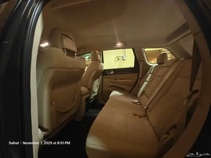 جيب جراند شيروكي لاريدو (مواصفات خاصة) 3