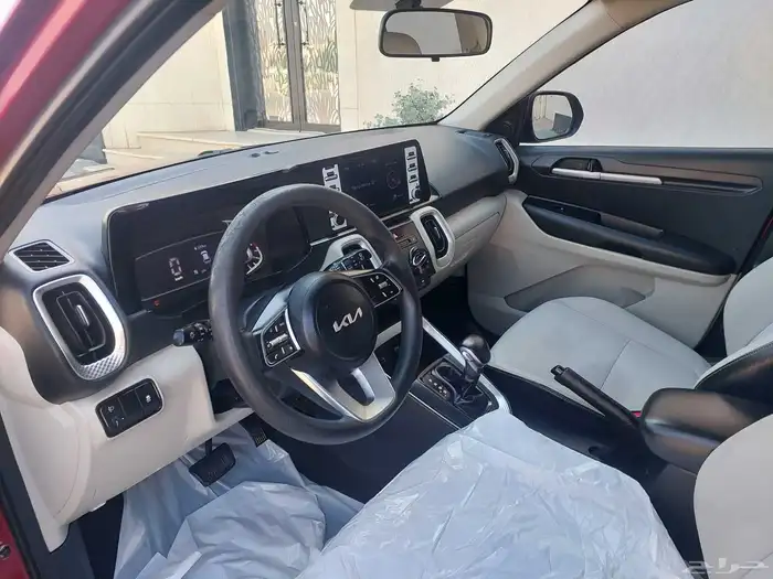 كيا سونيت 2023 حاله ممتازه جدا 11