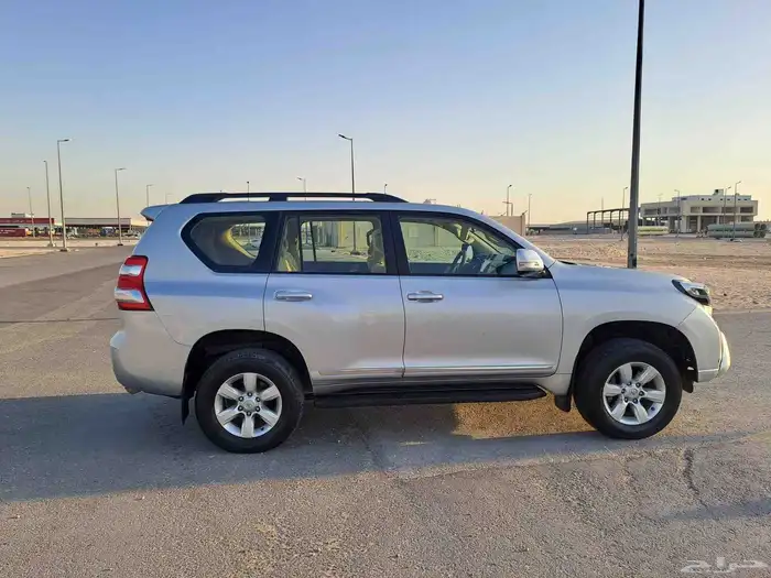 تويوتا برادو فل كامل 2015 1