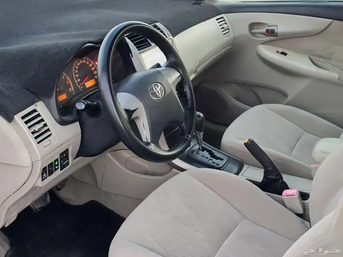 تويوتا كورولا 2012 - نص فل XLi 1.6 11