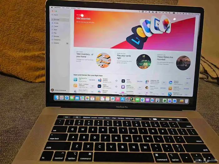 ماك بوك برو MacBook Pro 15-inch 32GB DDR4 1TB SSD 0