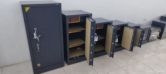 دواليب حديد لوكر 18