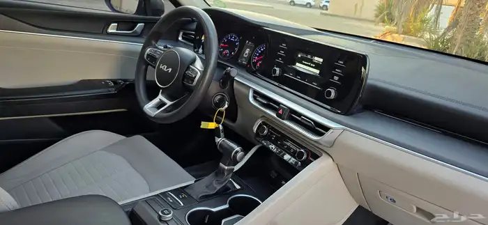 كيا K5 2022 إستاندر 2.5 17