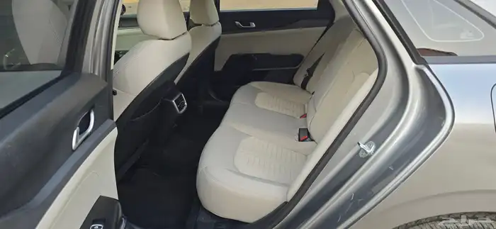 كيا K5 2022 إستاندر 2.5 13