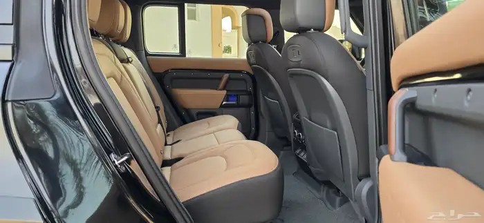 ديفندر P400 2022 V6 32