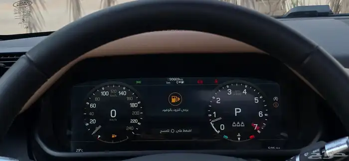 ديفندر P400 2022 V6 40