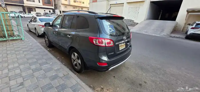 هيونداي سانتافي فل كامل نظيف 2012 7