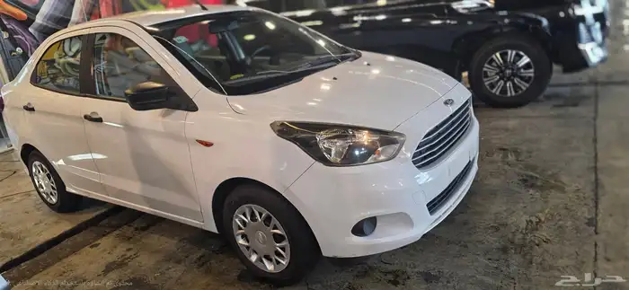 سيارة فورد فيجو موديل 2018 اللون أبيض 1500 سي سي استمارة س 6