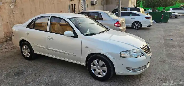 صني 2011 السياره على الشرط 1