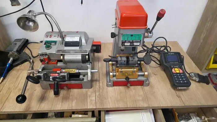 مكاين نسخ مفاتيح لي البيع 0