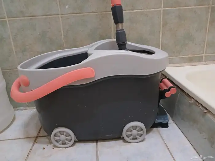 صحون و ادوات مطبخ مع مطبقيه و خلاط و كاتل قهوة و شرشوبة 0