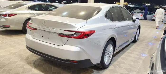 كامري فضي ال اي سعودي عبداللطيف 2025 3