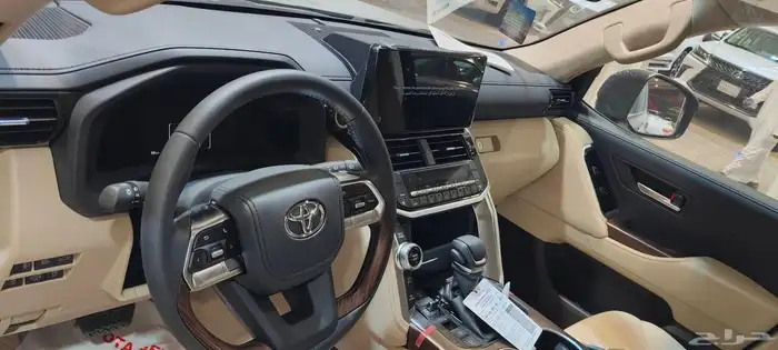 تويوتا جي اكس آر L4 أسود سعودي 2025 6