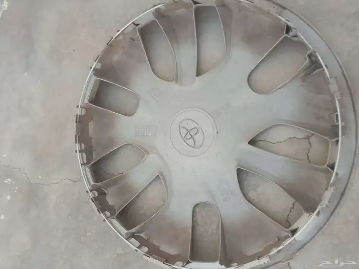 طياس اصلي هايلوكس 2025 6