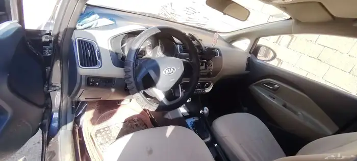 كيا ريو هاتش باك موديل 2016 وقم التلفون 7