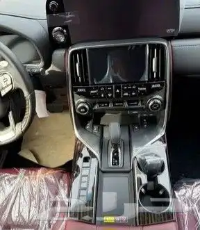 الكزس هايبر بنزين فقط 5